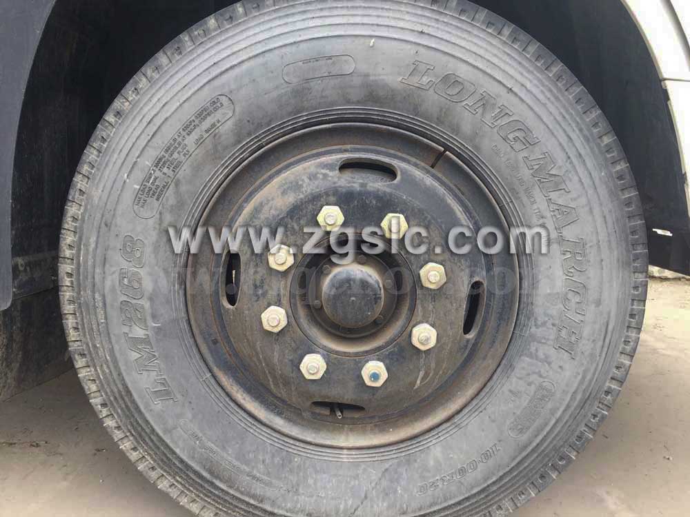 湖北程力東風小多利卡吸污車（國五）