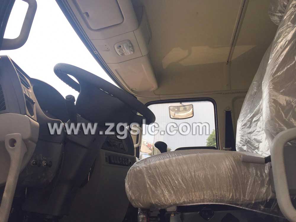 湖北程力東風(fēng)天錦清洗吸污車(chē)（國(guó)五）