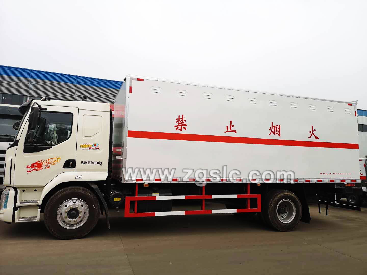 東風(fēng)乘龍爆破器材運(yùn)輸車（國五）