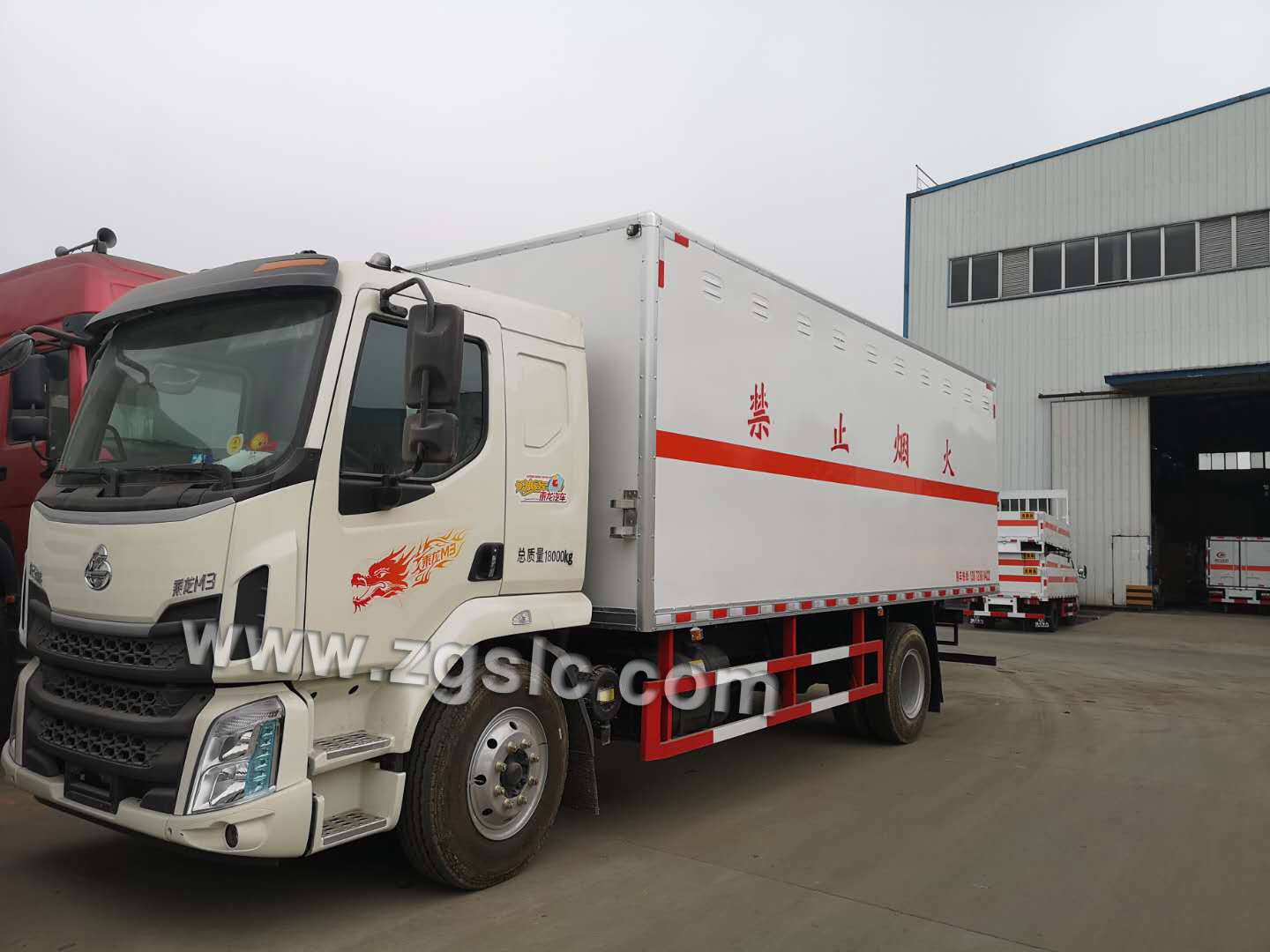 東風(fēng)乘龍爆破器材運(yùn)輸車（國五）