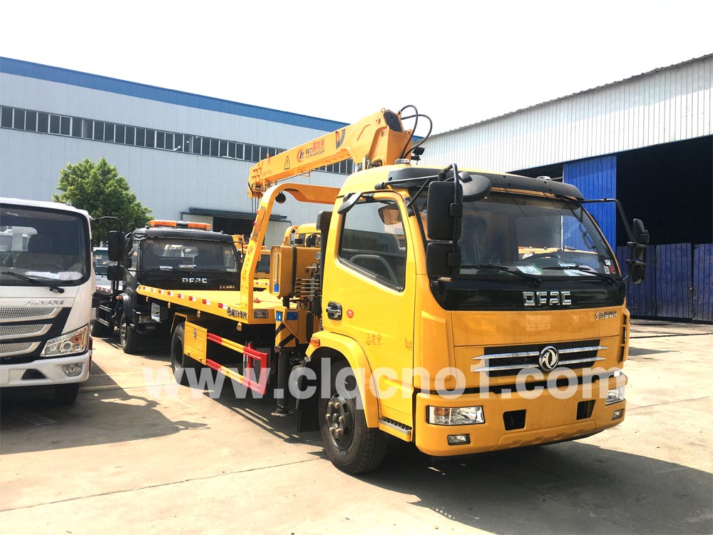 東風(fēng)多利卡D8一拖二帶吊清障車（國五）