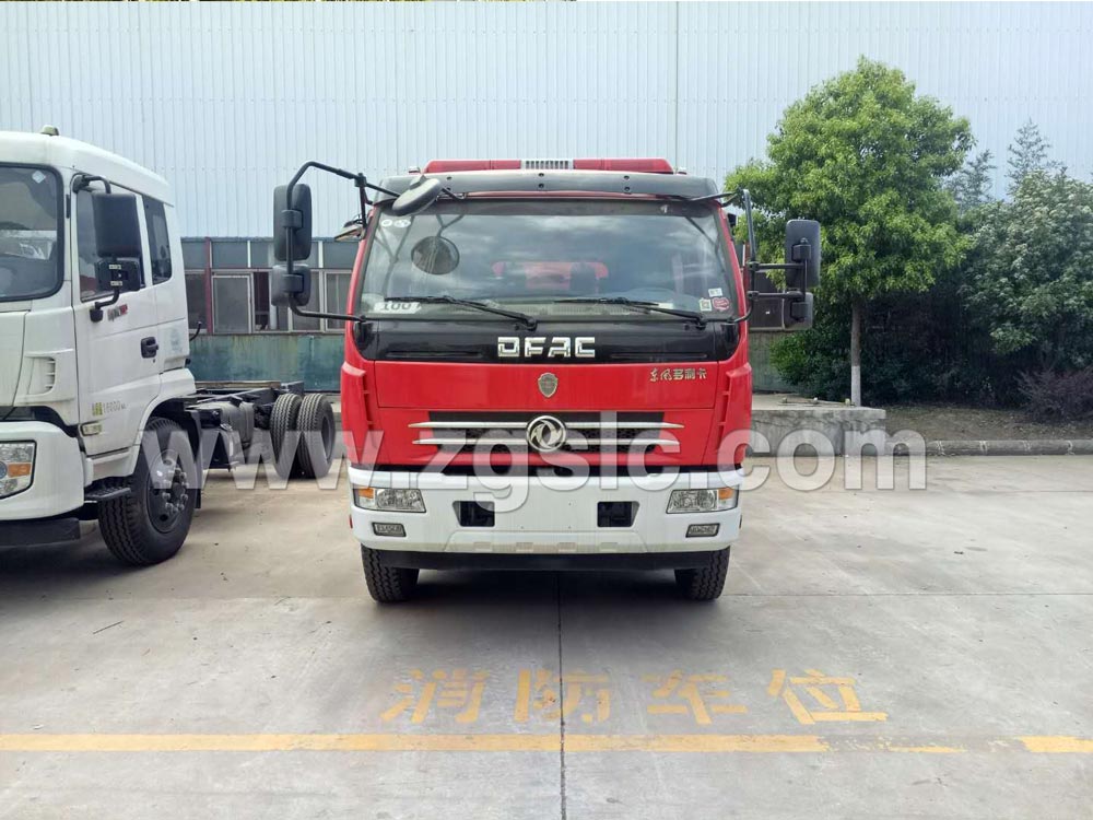 東風大多利卡水罐消防車（國五）