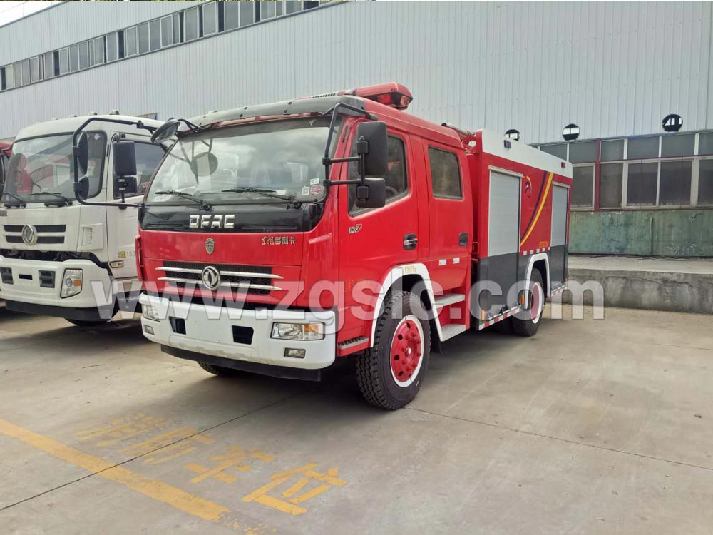 東風大多利卡水罐消防車（國五）