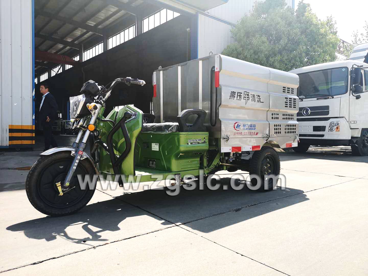 程力集團(tuán)電動(dòng)三輪高壓清洗車