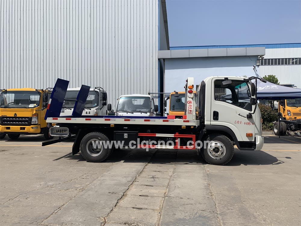 大運一拖二清障車藍牌_大運一拖二清障車藍牌配件