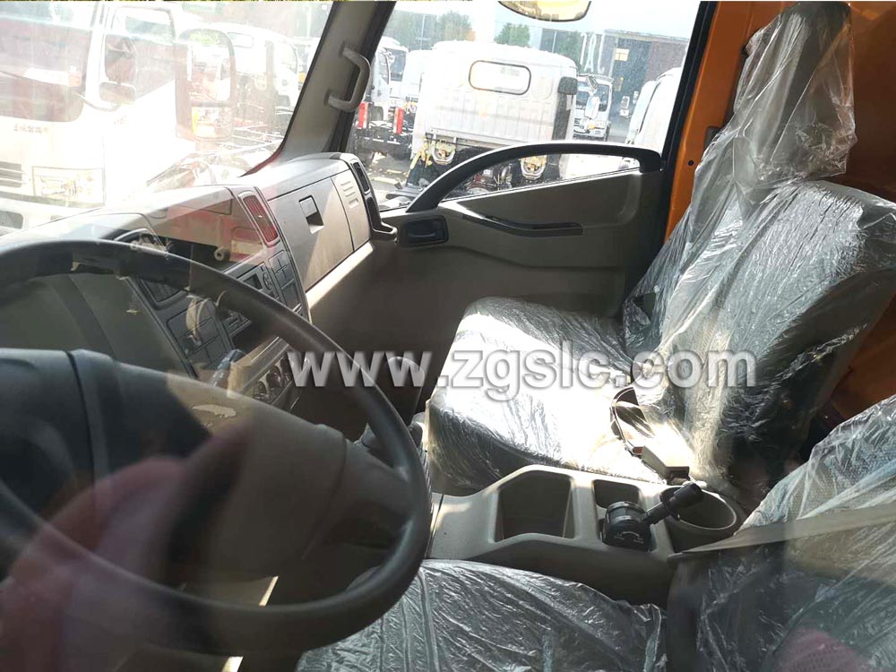 江鈴凱銳直臂高空作業車（國五）