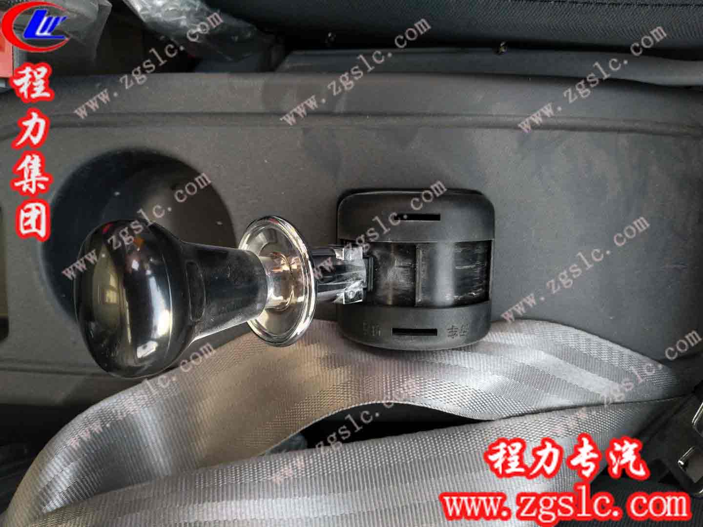 東風大多利卡污水處理車