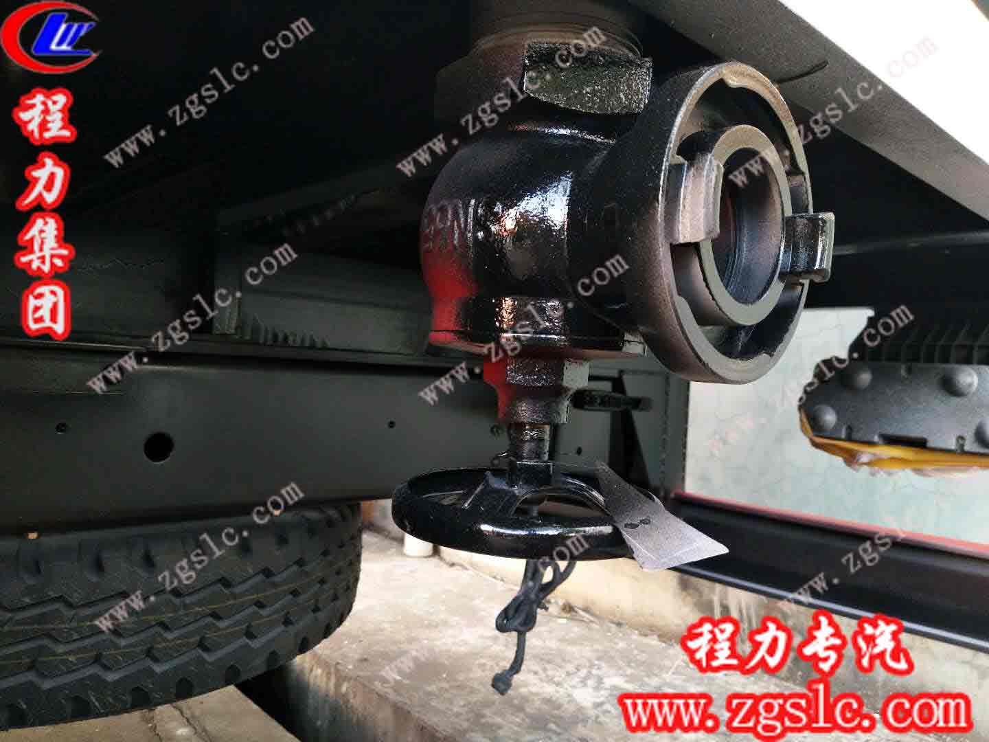 東風大多利卡污水處理車