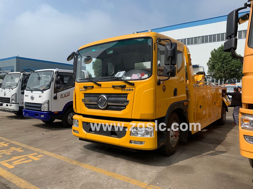 東風(fēng)多利卡D9聯(lián)體一拖一清障車(chē)_東風(fēng)多利卡D9聯(lián)體一拖一清障車(chē)生產(chǎn)廠(chǎng)家