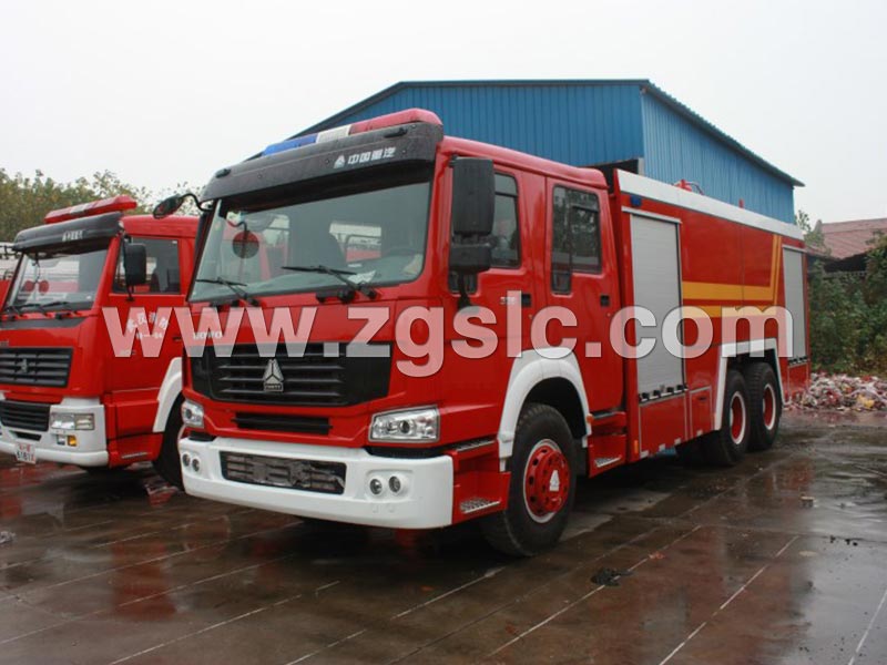 程力集團(tuán)豪沃干粉消防車（國(guó)五）