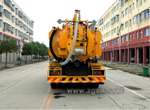 清洗吸污車(chē)圖片