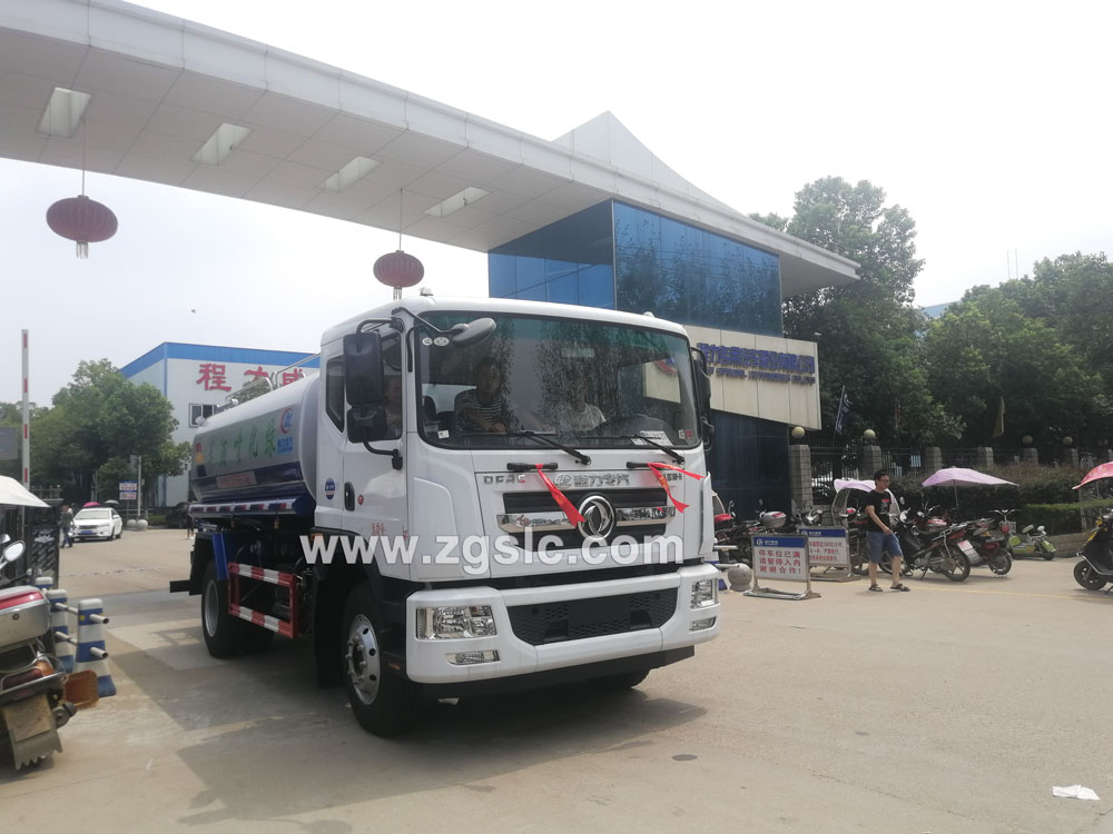 程力專用汽車股份有限公司東風D9灑水車價格 程力專用汽車股份有限公司東風D9灑水車價格