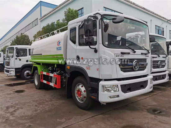 國六灑水車價格