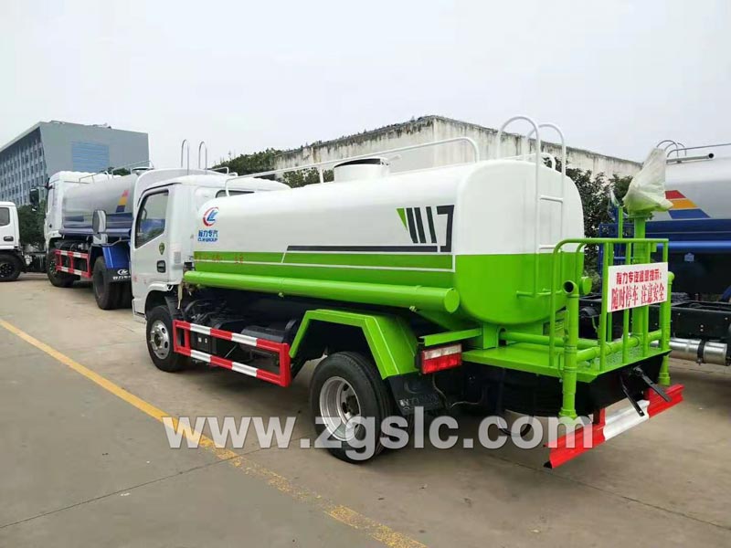 東風福瑞卡灑水車