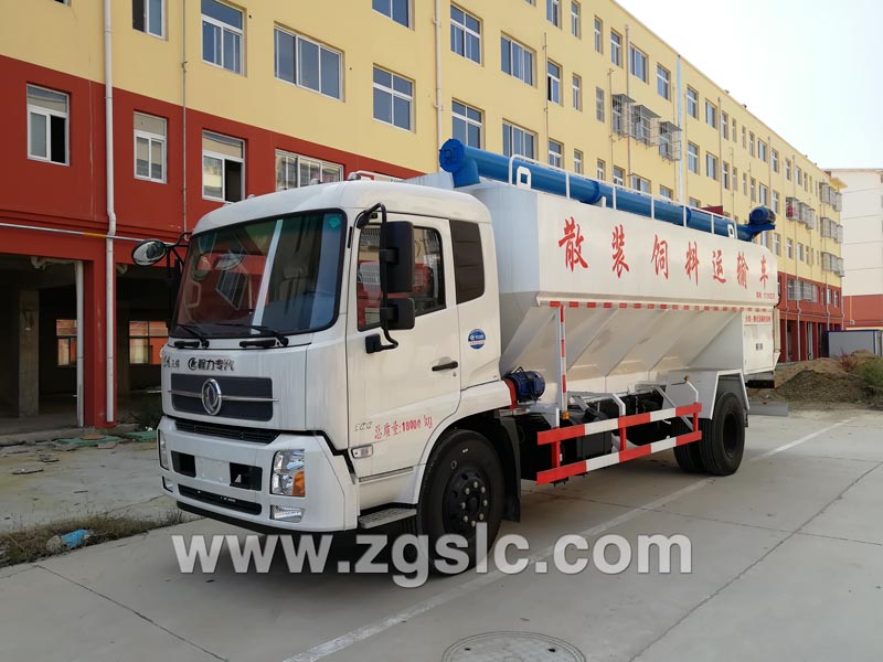 湖北程力集團東風天錦散裝飼料運輸車