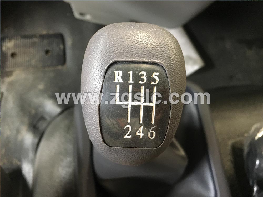 上圖為程力專用汽車股份有限公司生產的國六東風天錦灑水車